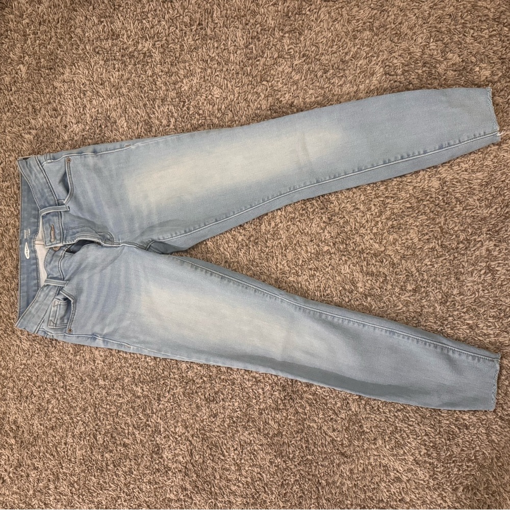 Old Navy Light Blue Super Skinny Jeans